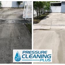 Driveway and Sidewalk Cleaning on 105th St in Pinecrest, FL 2