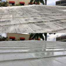Roof Cleaning in Miami 1