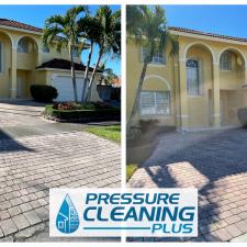 Roof Cleaning and House Wash in Coral Gables, FL 1